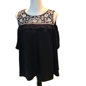 Torrid 0 Embroidered Floral Cold Shoulder Blouse Black & White Women Size L